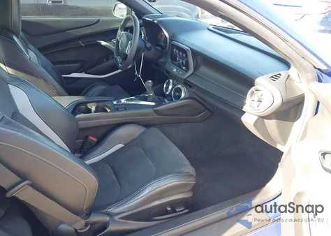 2021 Chevrolet Camaro Rwd 1Ss z USA, uszkodzony, nr VIN 1G1FE1R71M0100379